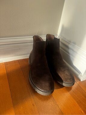 Boy’s Little Eric  Brown Suede Chelsea Boots